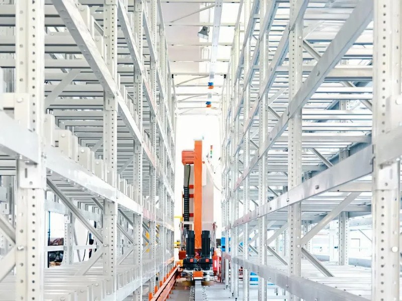 Polyurethane travel wheels used in the cleanroom stacker (stocker) 