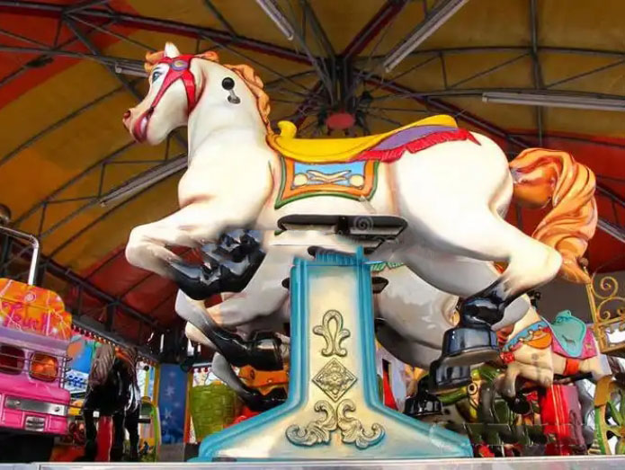 Polyurethane support drive wheels for carousels