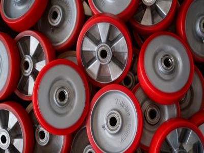 What industries benefit most from using polyurethane industrial wheels?