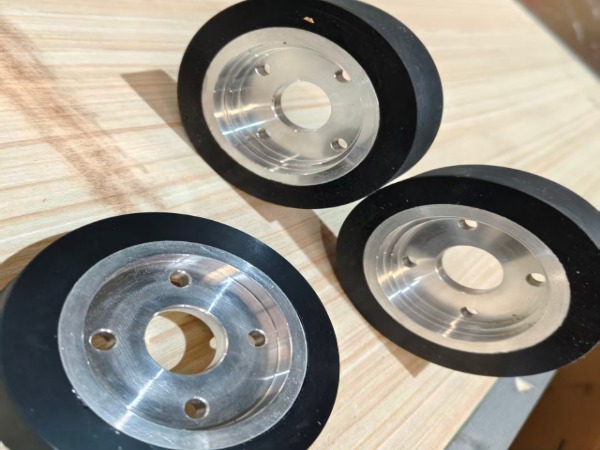 High-Performance Mobile Platform Friction Wheels