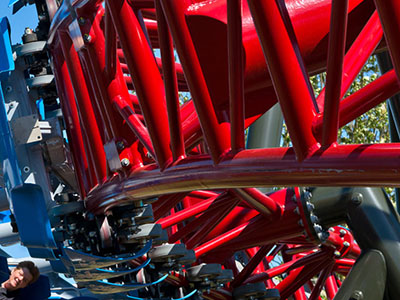 Suspended Family Coaster Friction Drive Wheels